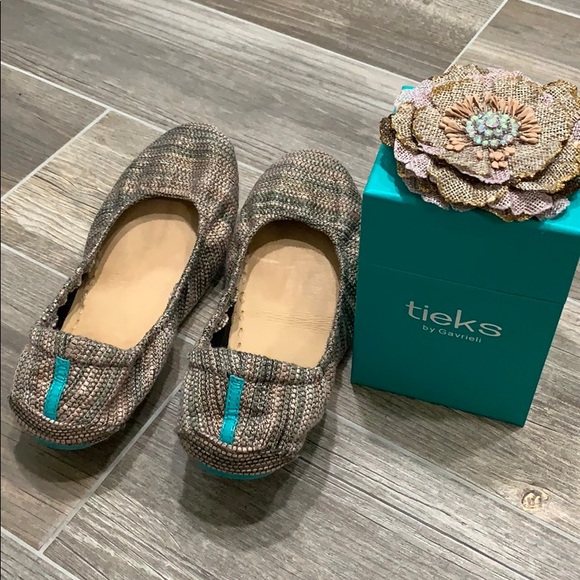 mojave tieks